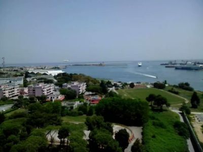 Aeroplane coming in to land at Brindisi air