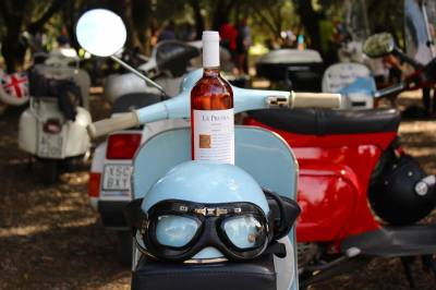 Vino and Vespas